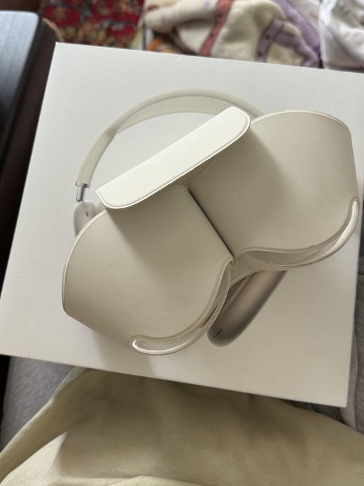 Airpods Max золото