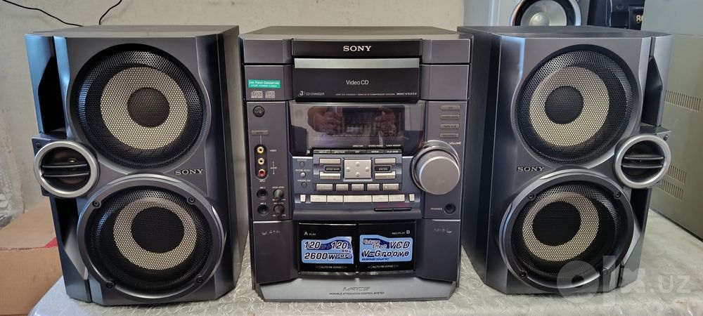 Продам музыкальный центр SONY