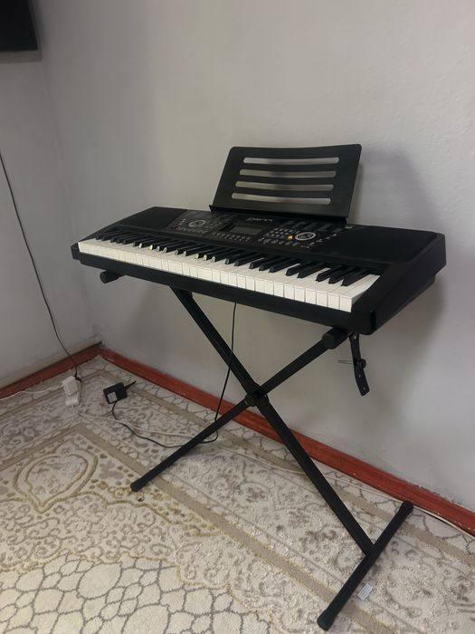 Синтезатор Denn dek610