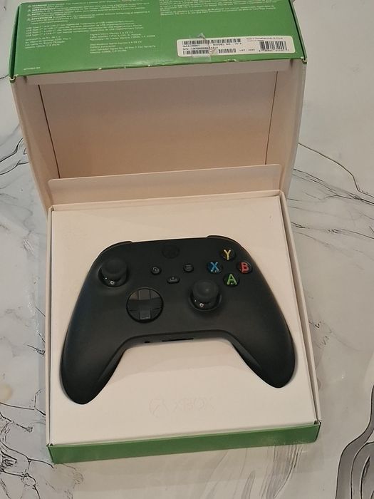 Продам xbox геймпад черный