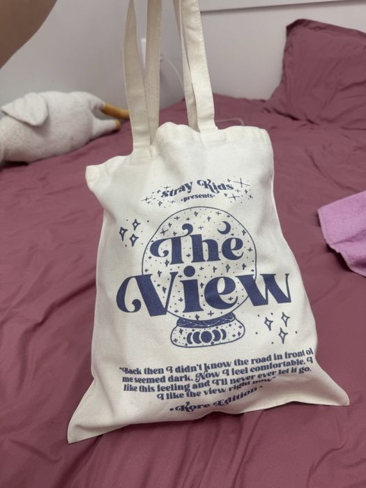 Отдам женские вещи