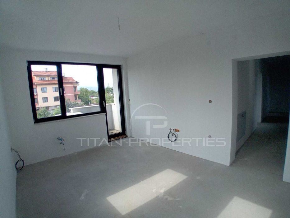 Продава се Къща в Пловдив, Остромила - 380 кв.м за 1048 €/кв.м - Снимка #4