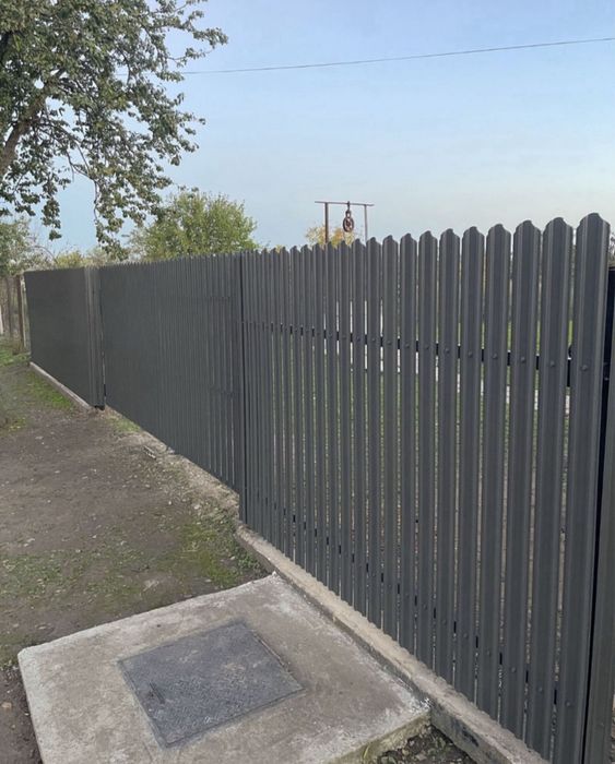 Vând garduri si porti din plasa bordurata