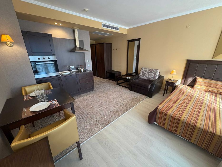 Продава се Едностаен апартамент в к.к. Слънчев бряг - 50 кв.м за 867 €/кв.м - Снимка #2