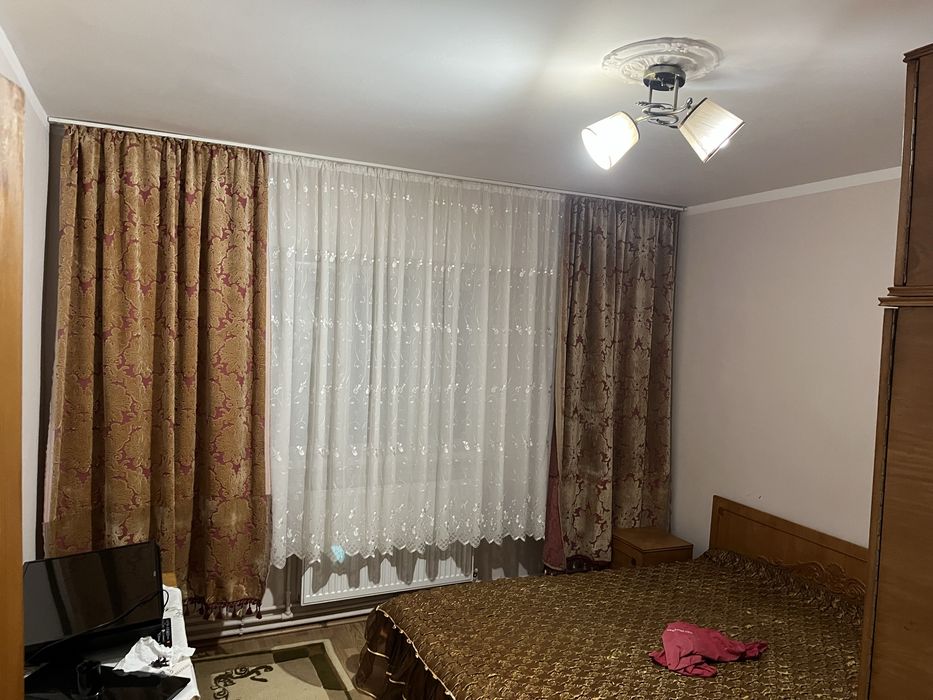 Apartament 3 camere,dec,et.1 Obcini