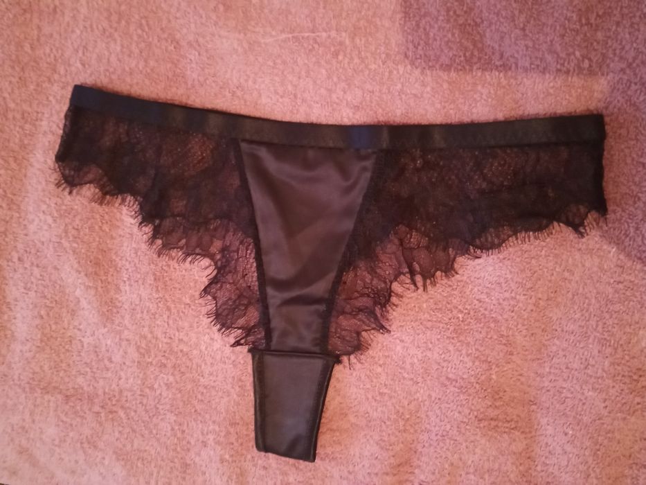 Продам комплект нижнего белья