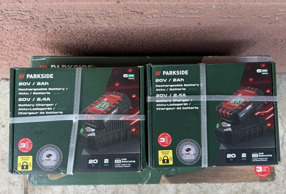 Vând Acumulator+încarcator Parkside 20 V 2Ah Nou