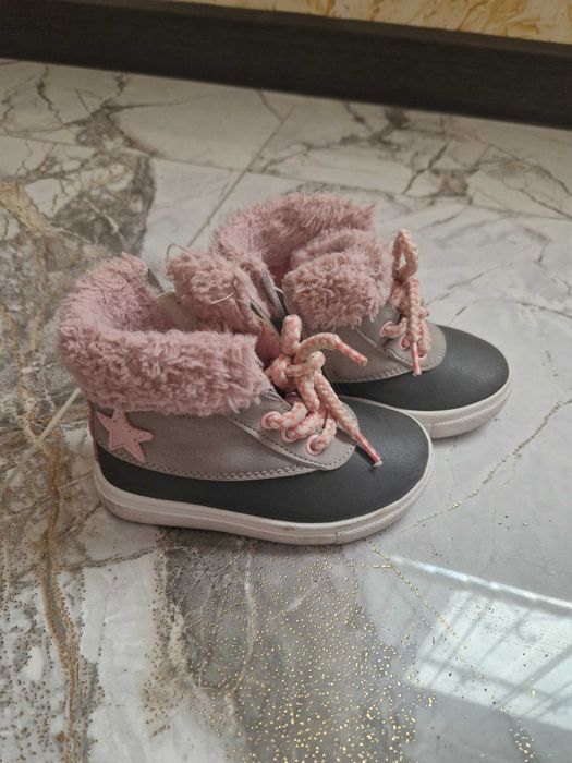 Детская обувь на девочек