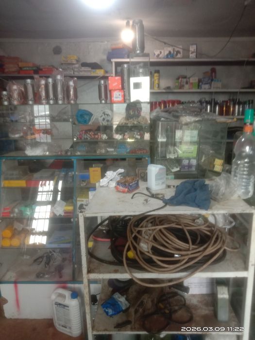 Сдается в аренду помещение под автомагазин /ремонт глушителей.