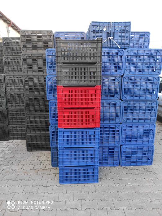 Naveta/lada plastic/calitate hdpe/rosu ,albastru/30ron