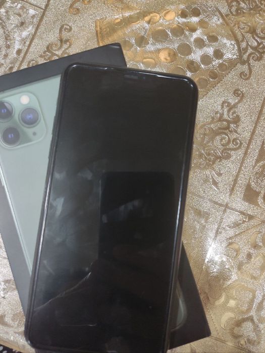 Продаю iPhone 11 Pro Max