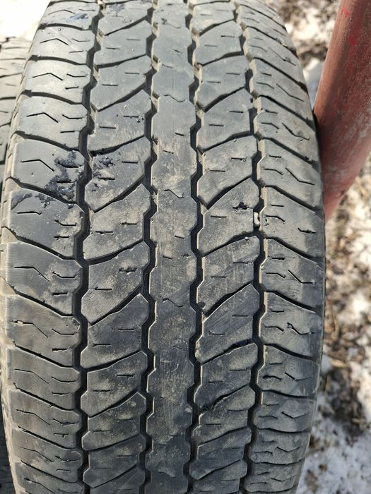 Продам шины 265/65/17 якохама