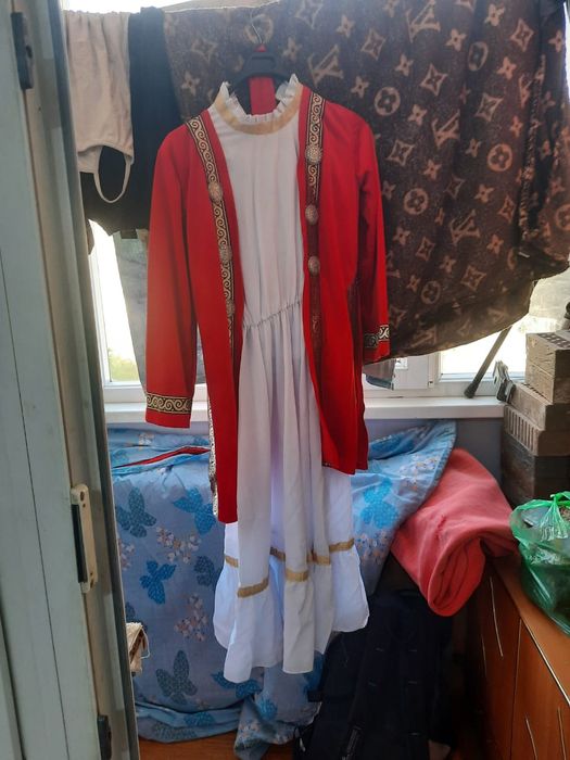 Продам  платье Новое  национальное