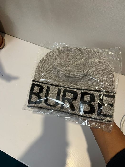 Шапка burberry осень/зима