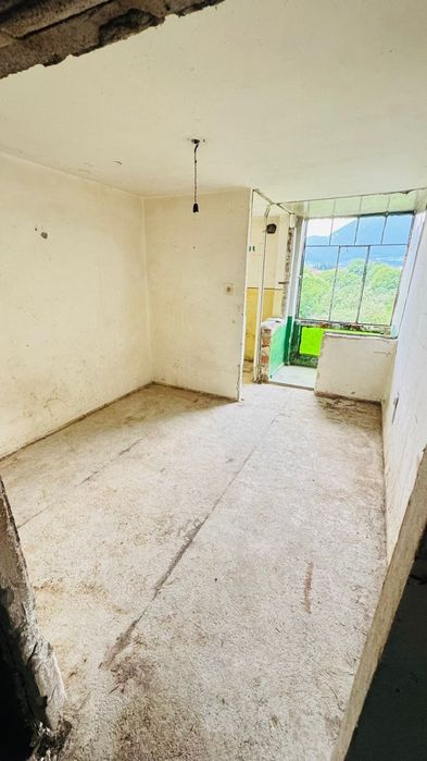 Garsonieră cu vedere panoramică.