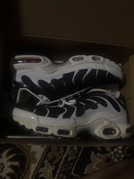 Nike Air Max Plus (TN) черно-белые