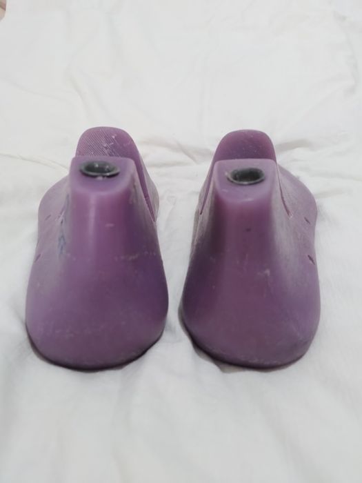 Обувь, обувная колодка.