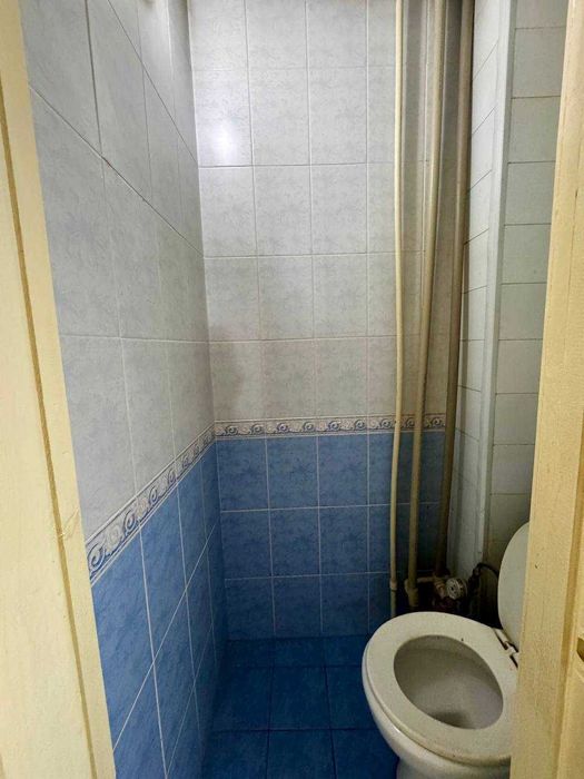 2х комн. 8/9 Около Рисового базара. 63м2. Зал 20м2. На стороне мечети