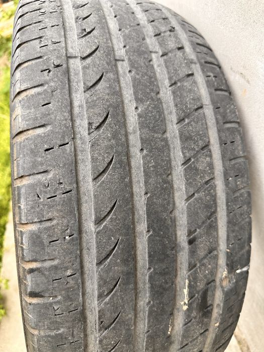 Продам Комплект Резины R19