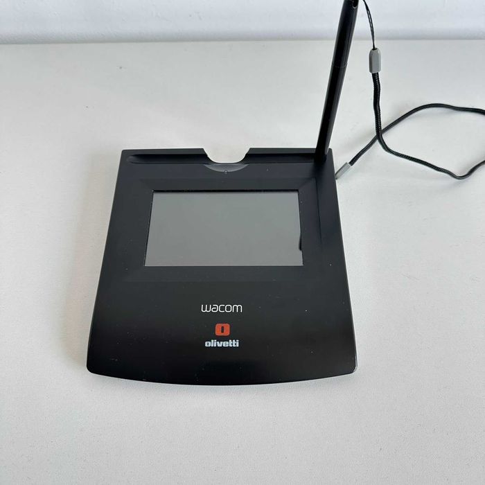 Графичен таблет за електронен подпис WACOM STU-520А/с писалка