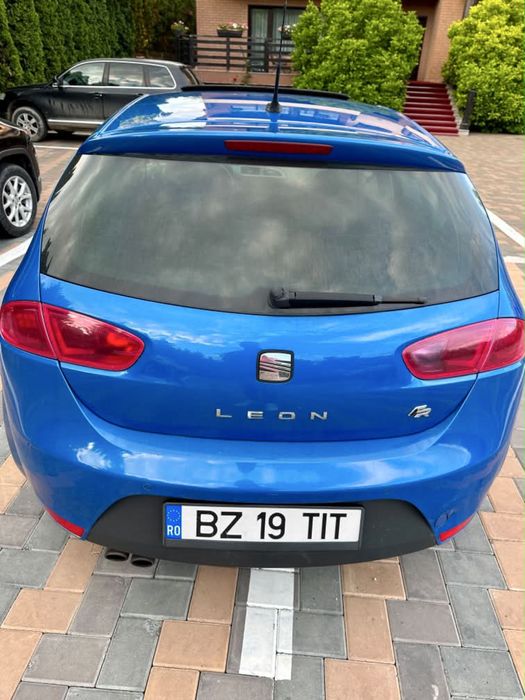 Vând seat leon fr