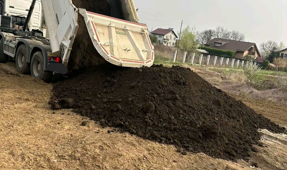 Pământ vegetal si umplutura