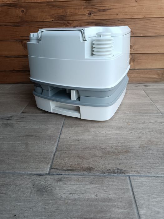 Химическа тоалетна Tethford