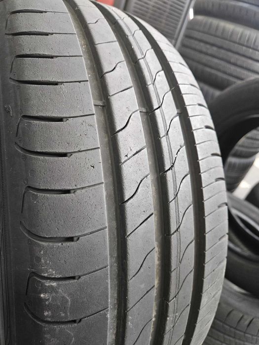 2бр 195/50/16 GOODYEAR 7мм грайфер дот:21г безплатен монтаж