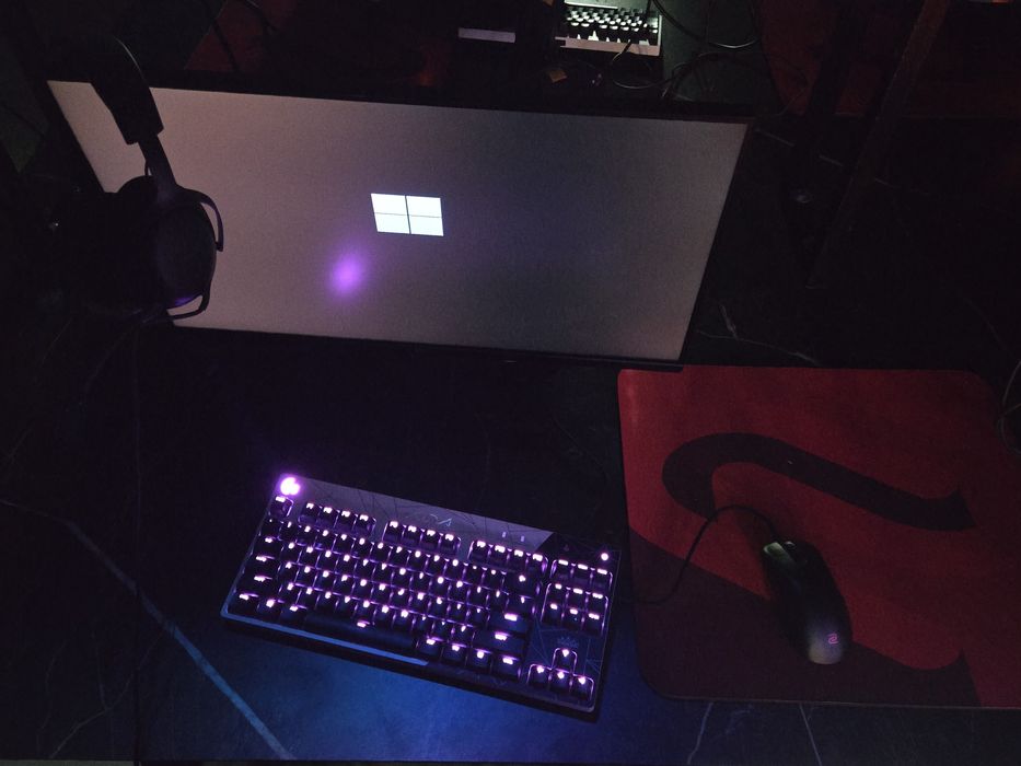 Продам комаьютерный клуб