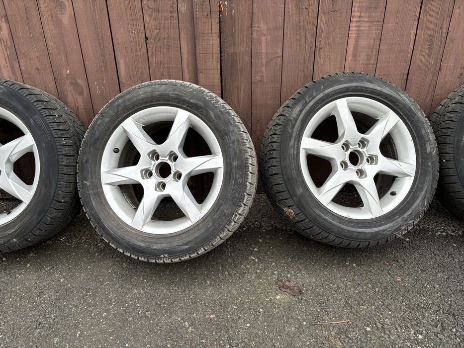 Da vânzare Jante cu cauciucuri de iarnă 225/55/R16