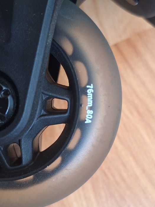 Продавам ролери от Декатлон