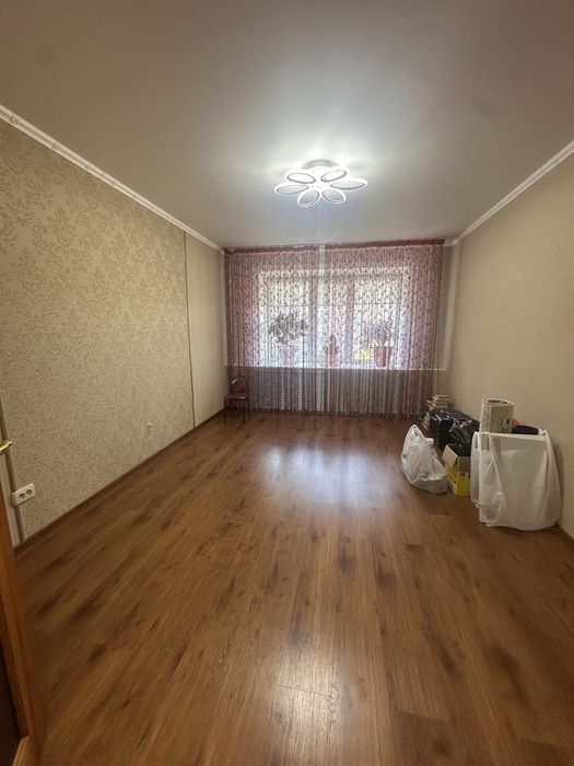 Продам 2х комн,19 мкрн