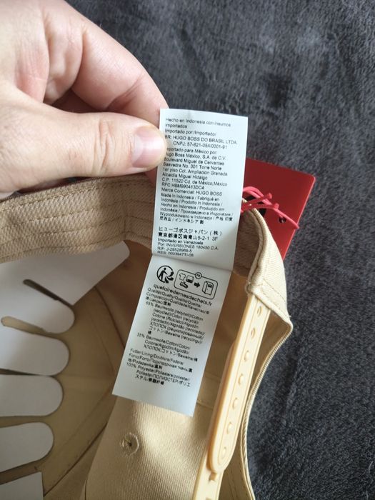 Hugo Jude șapcă unisex bej cu logo brodat marime OS noua originala