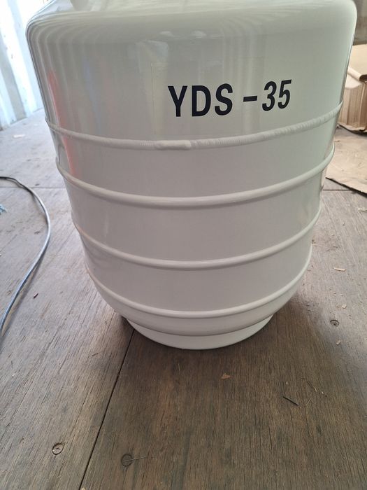 Sosud doyar Azot idishi