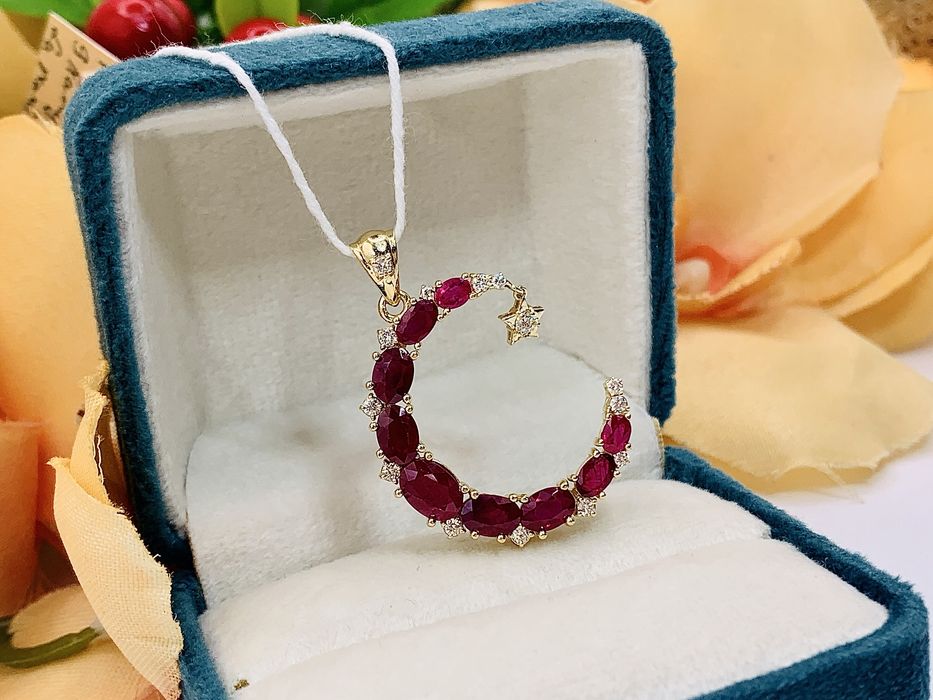 Дизайнерский золотой кулон – Мусульманский полумесяц