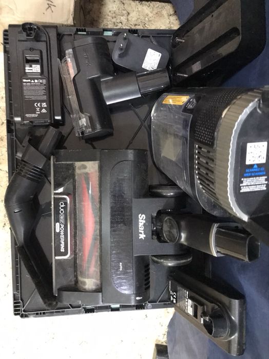 Безжична прахосмукачка Shark Stratos