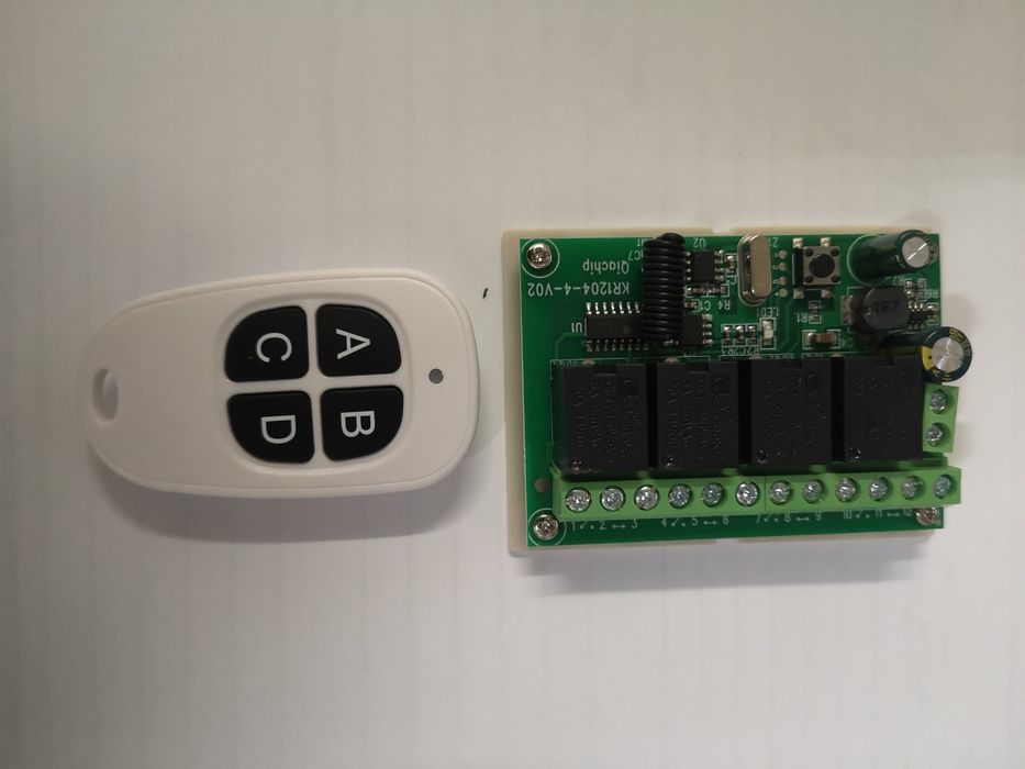 Едноканално реле - модул с дистанционно, 12 v - 18лв.