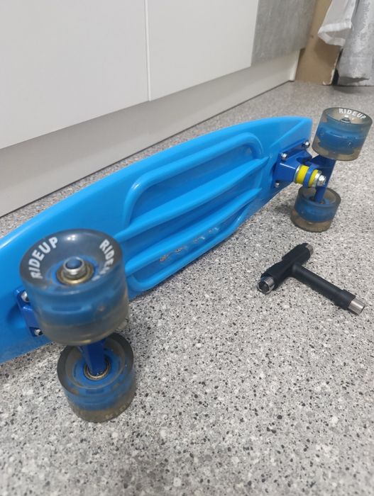 Продам Скейт,для мальчика,до 80кг,бу