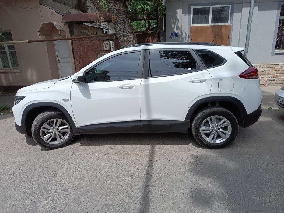 Tracker sotiladi 2023-yil