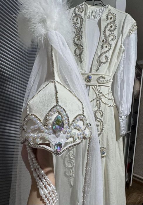 Национальное платье