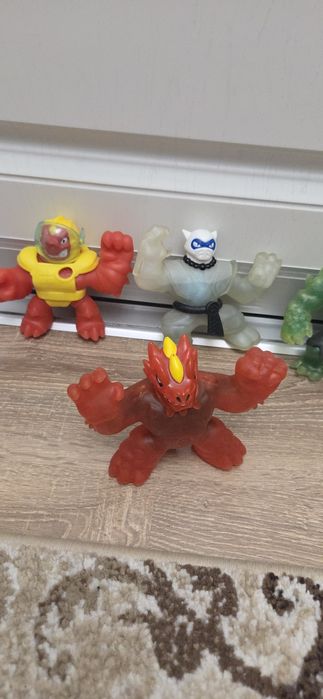 Продам игрушки гуджитсу