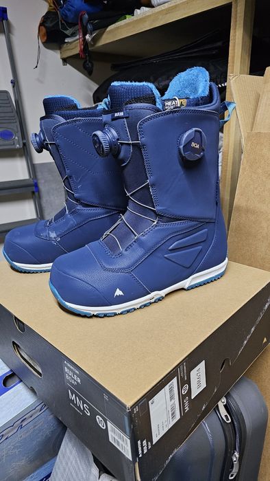 Продам сноуборд ботинки Burton