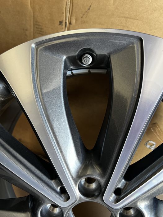 Jante NOI Originale Mercedes GLE W167 W166 , ML  , A1674010100 , 5x112 , 8Jx19H2 , ET 61 !