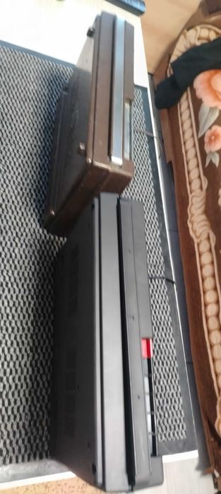 Casetofon rusesc electronică  2 buc