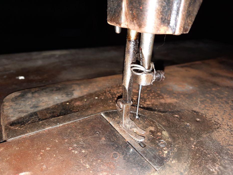 SINGER masina cusut / picioare / cadru / masa