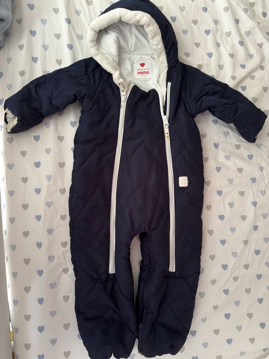 Продам комбинезон Reima