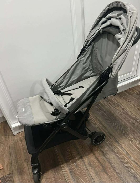 Cărucior in stare foarte bună