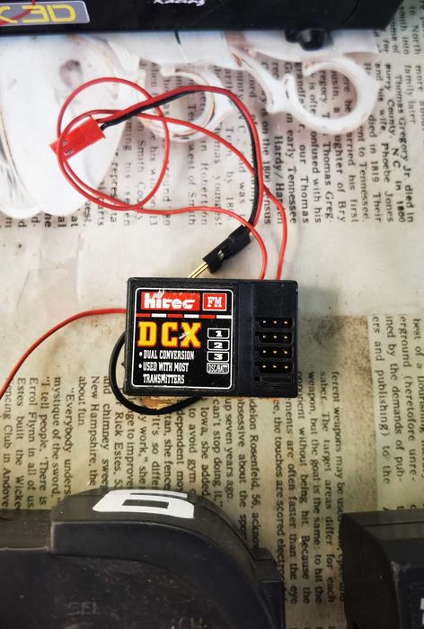 Telecomenzi radio,cristale,frecventmetru