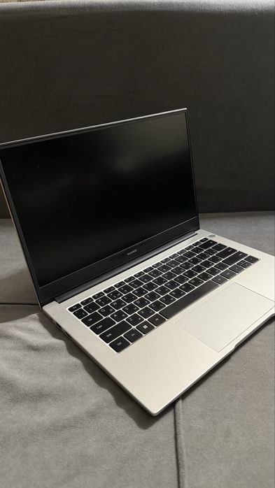 Ноутбук Huawei новый