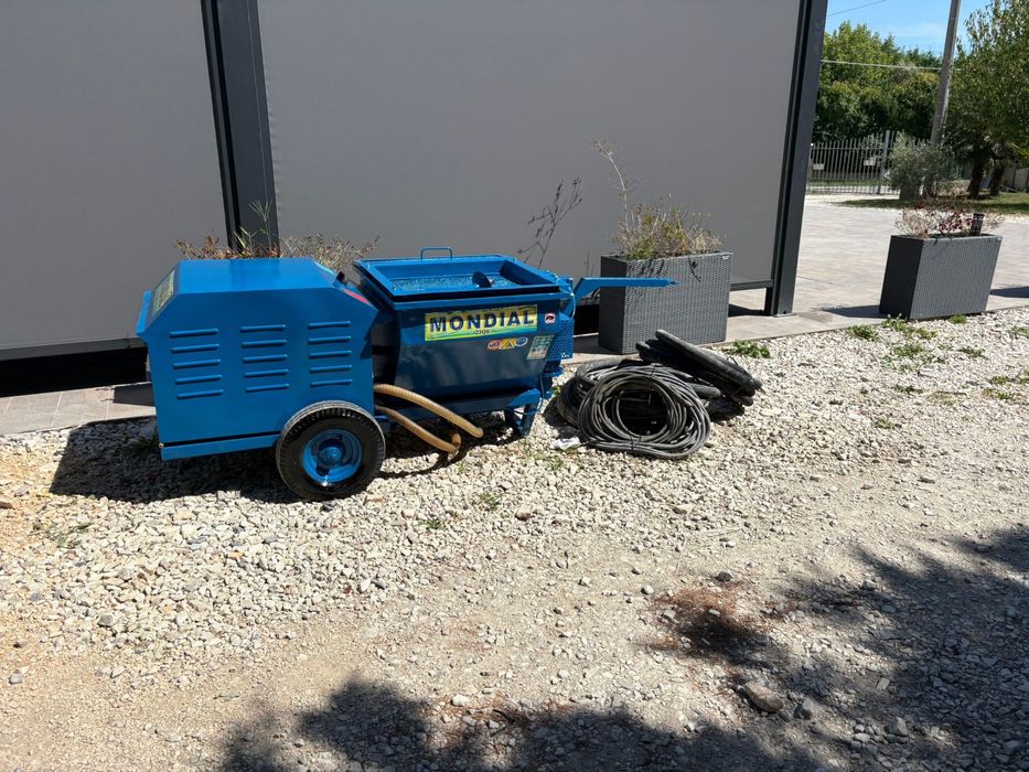 Pompa de tencuit masina de tencuit mlndial 220  V